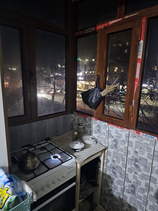 Qizlarga ijaraga kvartera 1 ta xonasi bush