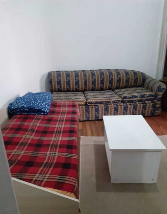 Дава се под наем Едностаен апартамент в Бургас, Център - 35 кв.м за 75 € - Снимка #4