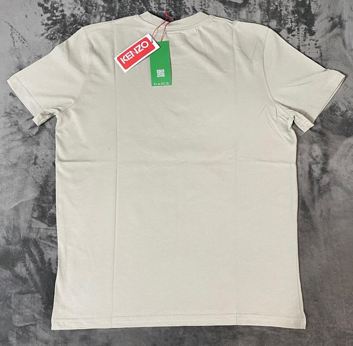 Vand tricou nou de barbati Kenzo