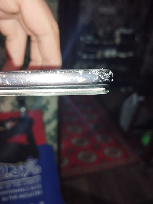 Xiaomi Mi mix 2S va redmi mi 8lite sotiladi