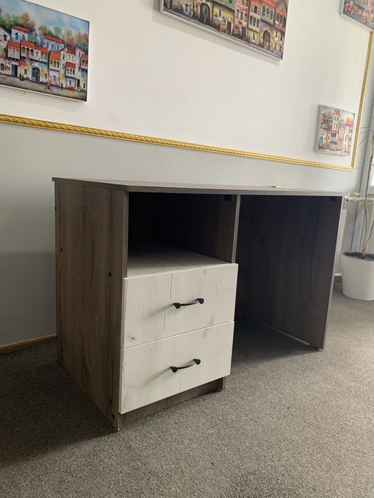 Однотумбовый стол