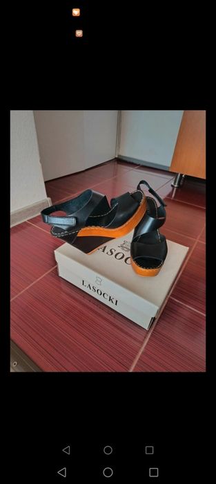 Sandale din piele naturală mărimea 38 Lasocki