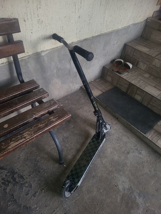 продам самокат .