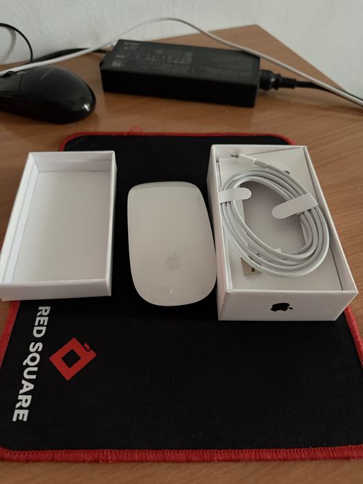 Apple Magic Mouse 2 ( USB-A, Lightning)