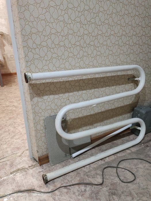 Продам полотенцосушител-змейку