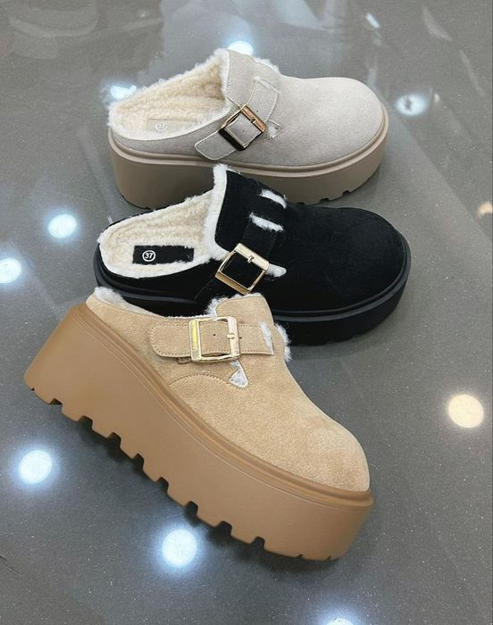 Ugg-uri diferite modele