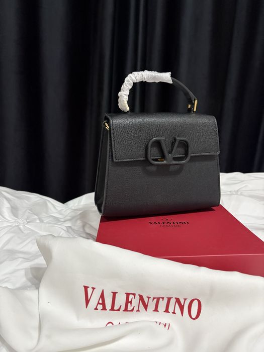 Geanta Valentino  garavani medie neagra noua
