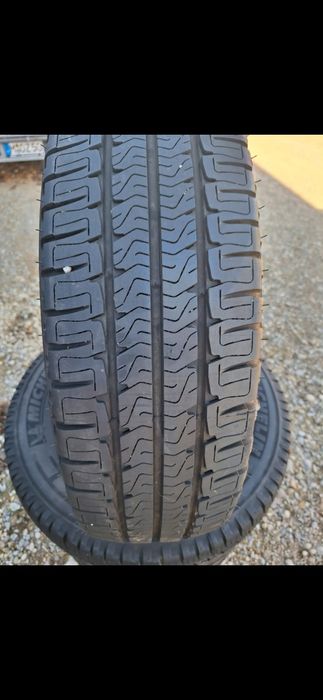 225 75 16 CP Michelin