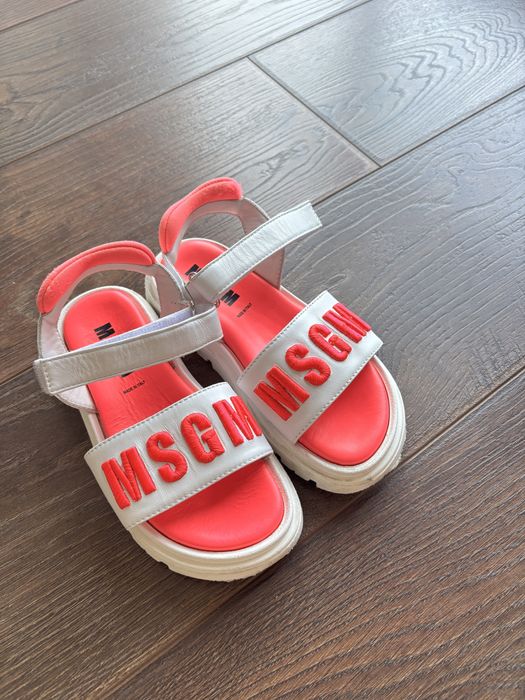 Маратонки adidas 31 номер,Сандали MSGM 30 номер