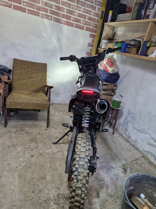 Vând kxd huricane 125