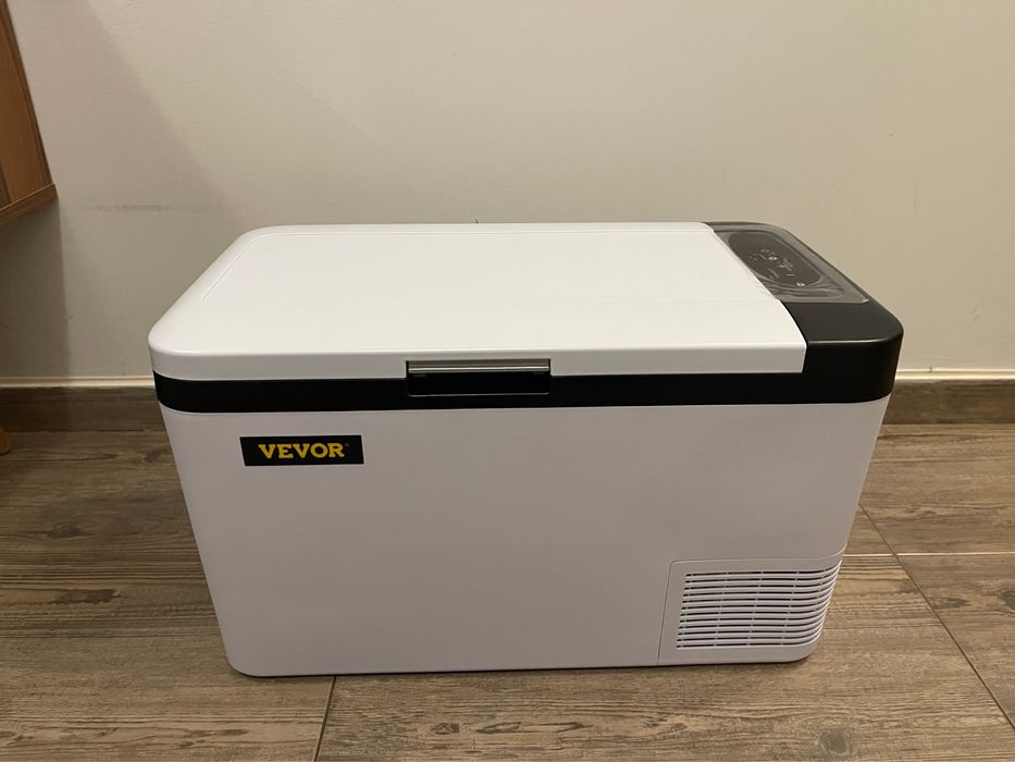 Преносим хладилник и фризер VEVOR