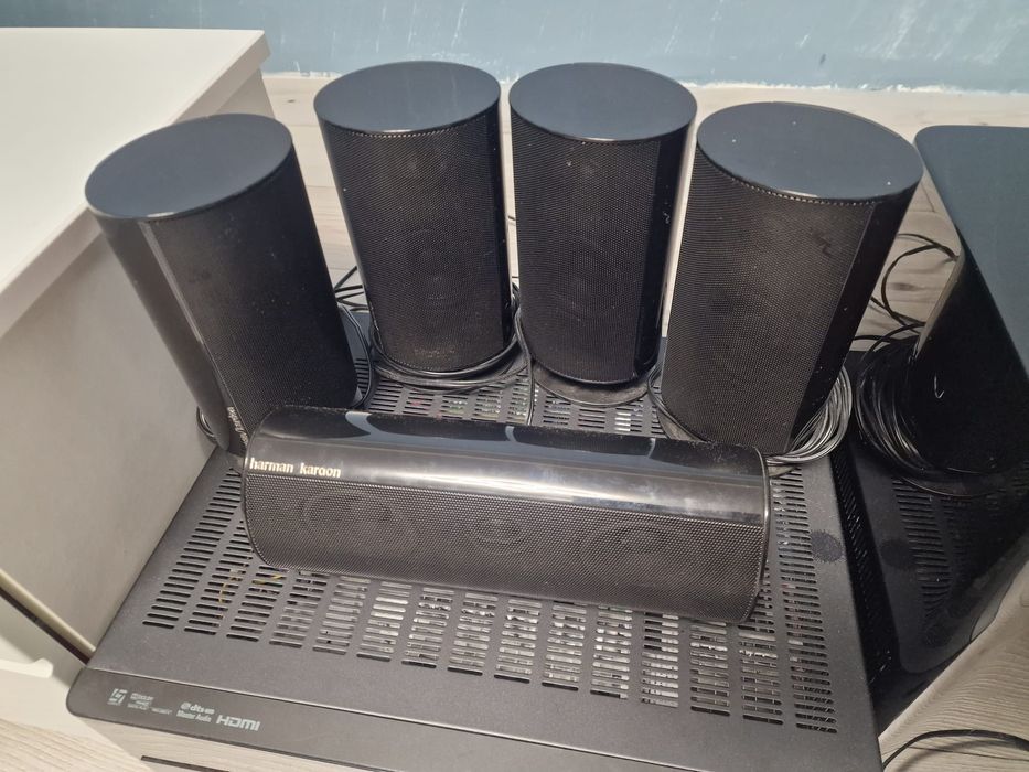 Sistem audio (Harman Kardon)