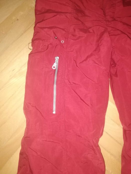 Pantaloni de fas femei rosu