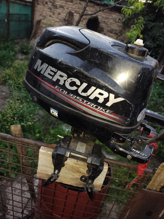 Vand motor barca mercury