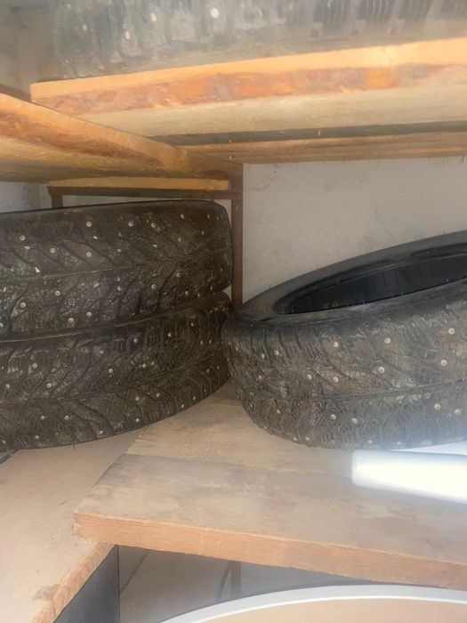 продам зимние шины