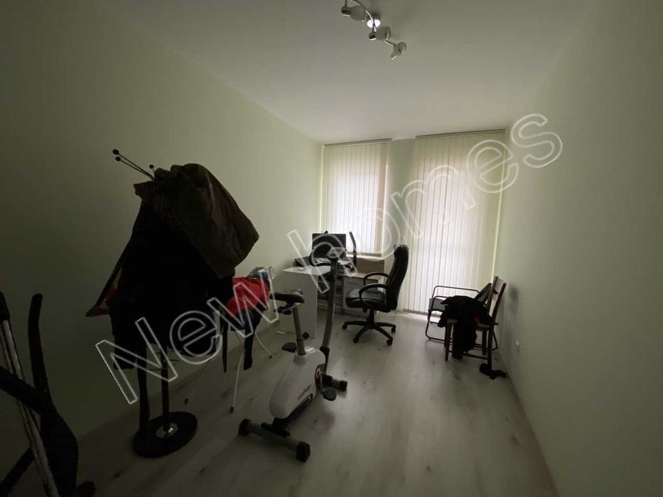 Продава се Тристаен апартамент в Пловдив, Христо Смирненски - 90 кв.м за 1300 €/кв.м - Снимка #5