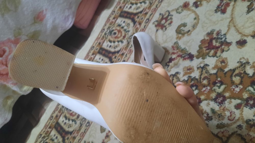 Продам бедевый туфли