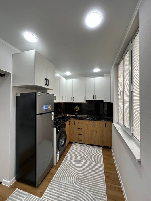 Чиланзар-9 квартал 2в3/комнатная Евроремонт Балкон2/6 Разделка