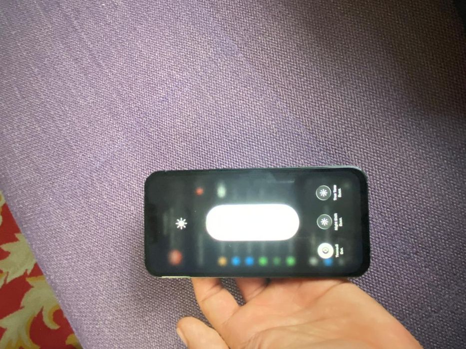 iPhone 13 срочно без торг