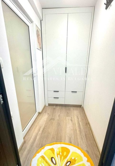 Продава се Двустаен апартамент в Варна, Център - 35 кв.м за 3715 €/кв.м - Снимка #14
