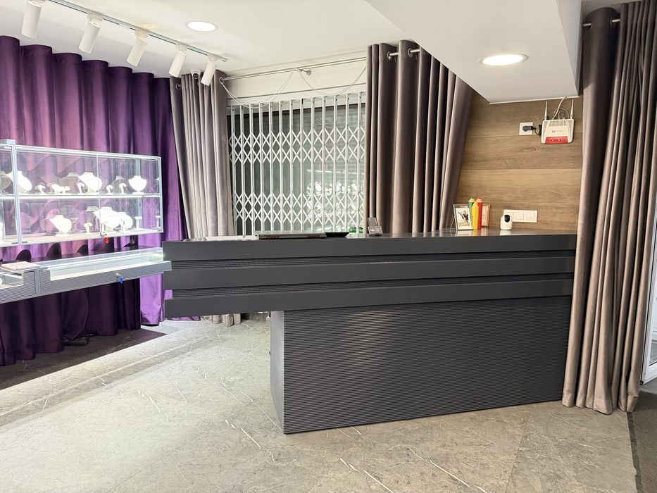 Эксклюзивные ювелирные витрины премиум-класса