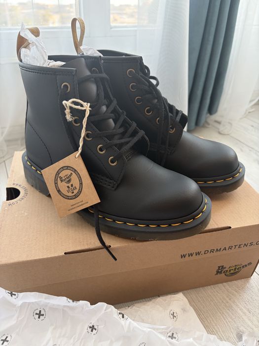 Dr. Martens Felix Vegan Ankle Boots гр. Бургас Възраждане • OLX.bg