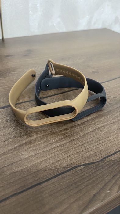 Продам Смарт часы Mi Smart band 6