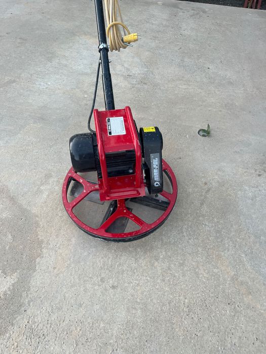 Vând elicopter electric pentru sapă 220!