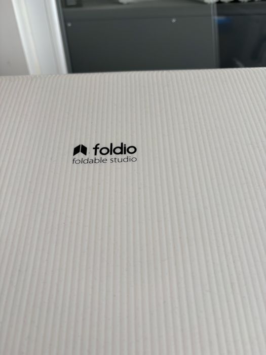 Foldio 360 cub foto cu masa rotativa
