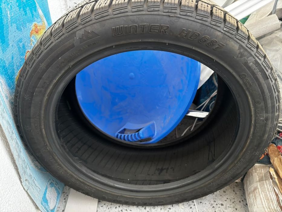Зимняя резина 235/45 r18