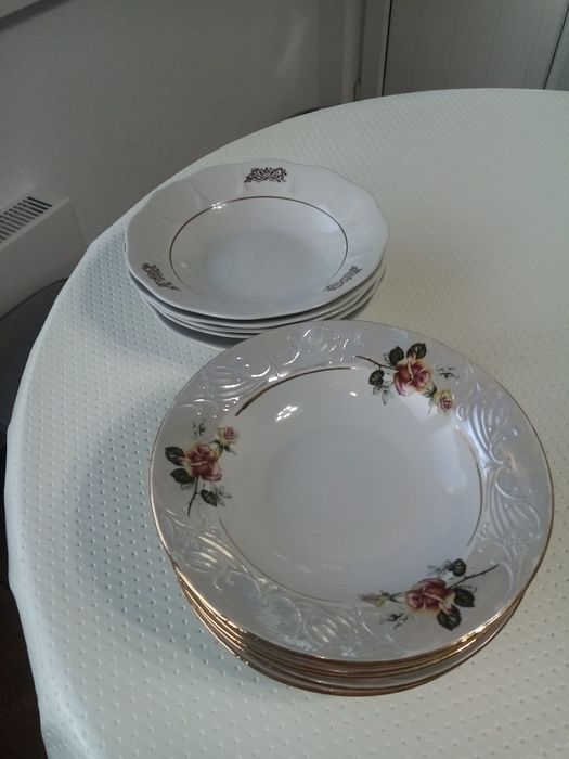 Тарелки по 200тг