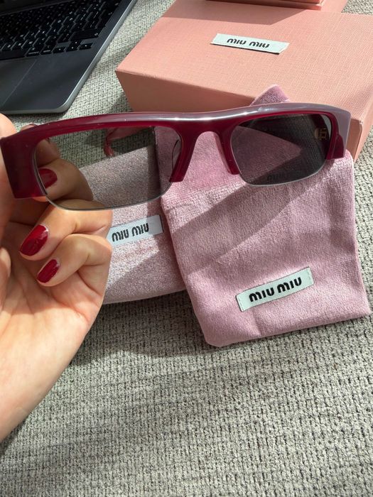 Слънчеви очила Miu Miu MU B07S 21I80Q от колекцията Sole Fall Winter 2025/2026