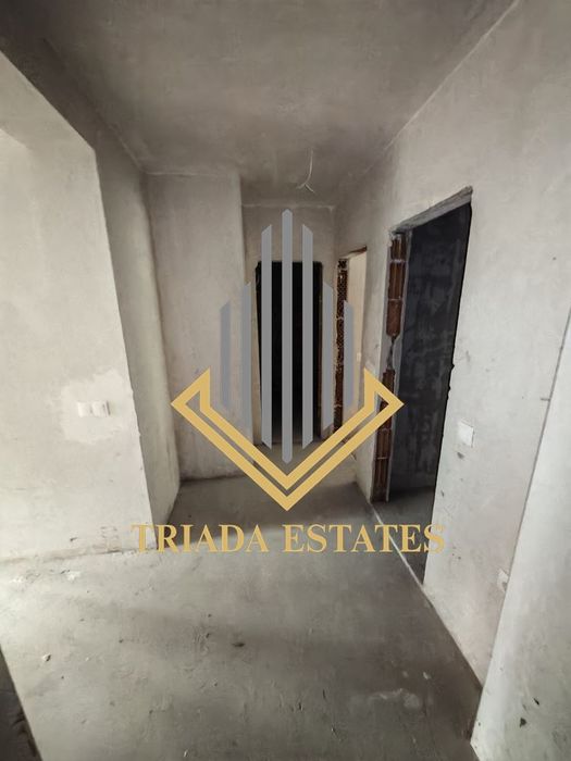 Тристаен апартамент в нова сграда с АКТ 16 в жк.Славейков