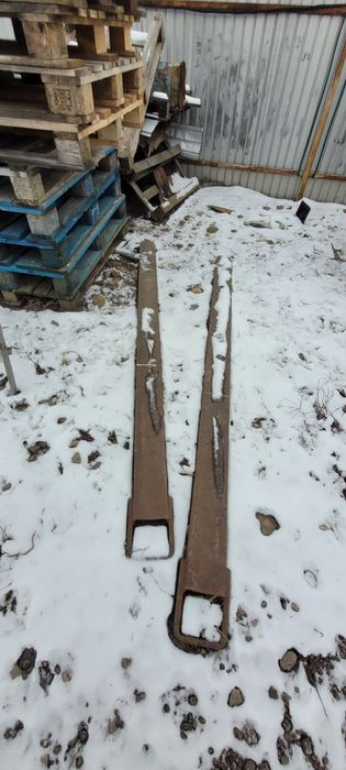 Vând prelungitoare lame stivuitor