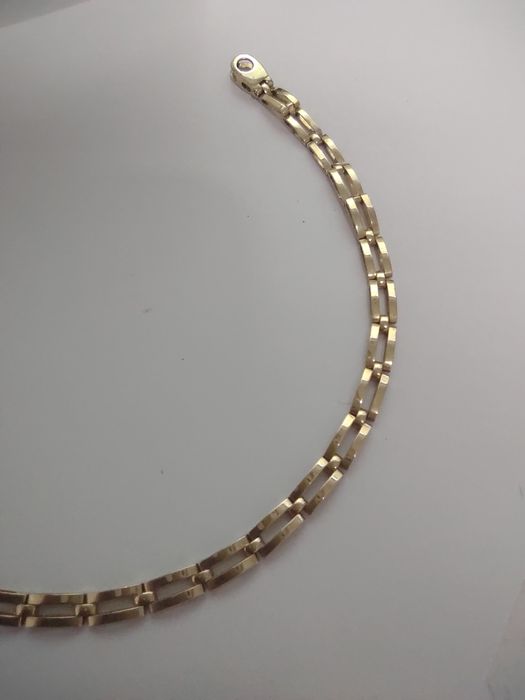 Bratara aur 14k (efn)