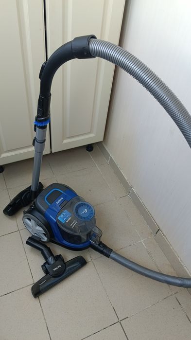 Пылесос Philips 1900w