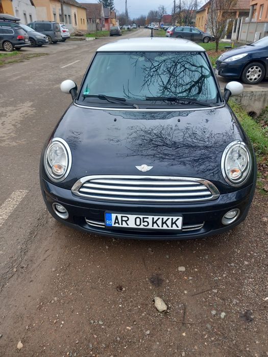 Mini cooper 1,6 benzina an 2007 înmatriculat recent