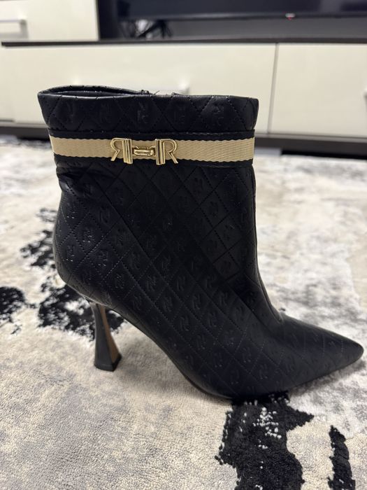 Botine/ river island, purtate doar odata