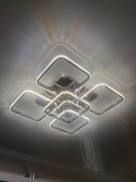 Потолочная люстра