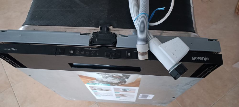 Съдомиялна за вграждане Gorenje