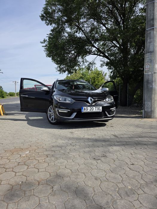 Proprietar vand renault megane 3 1.2 132 cp 2015