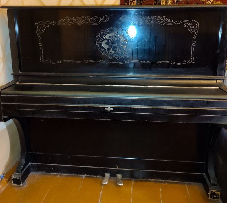 Продам фортепиано "Смоленск"