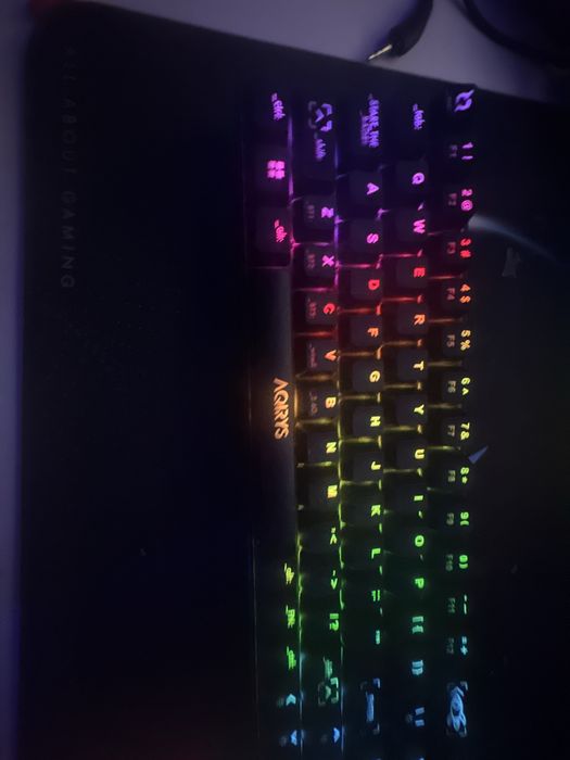Tastatura Aqirys Mira
