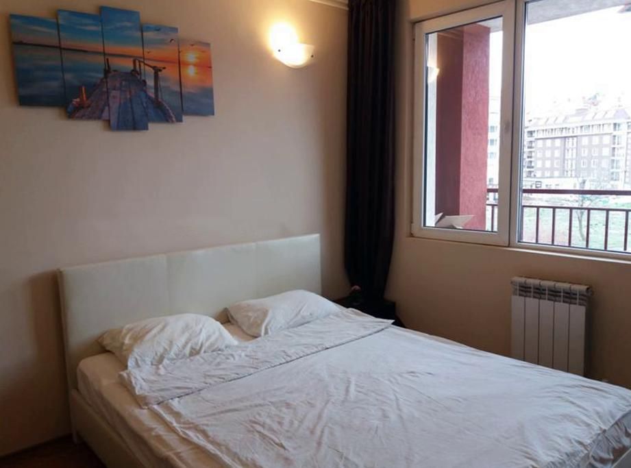 Продава се Тристаен апартамент в София, Студентски град - 116 кв.м за 1983 €/кв.м - Снимка #3