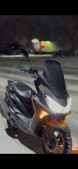 Мопед макси.