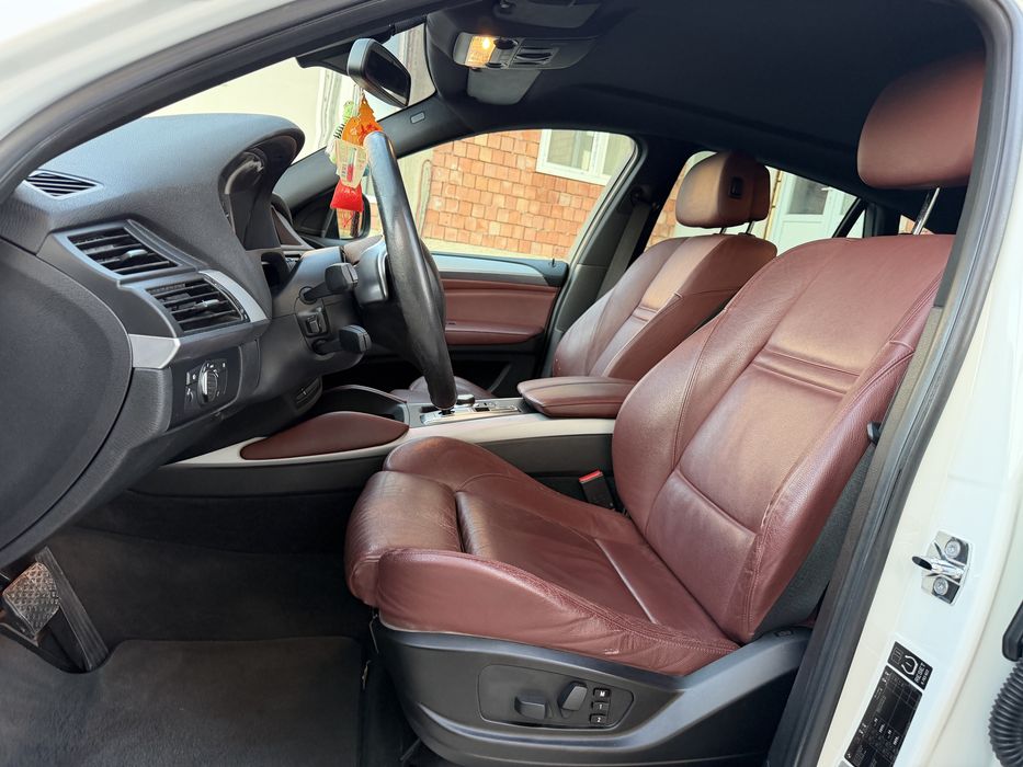 BMW X6 xDrive35d 286 CP
