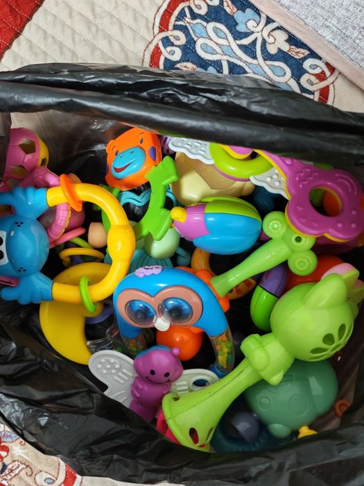 Отдам даром, погремушки