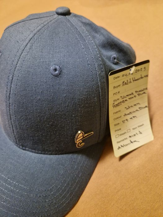 Vând șapcă bărbați