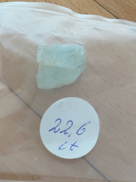 Pietre neșlefuite Aquamarin