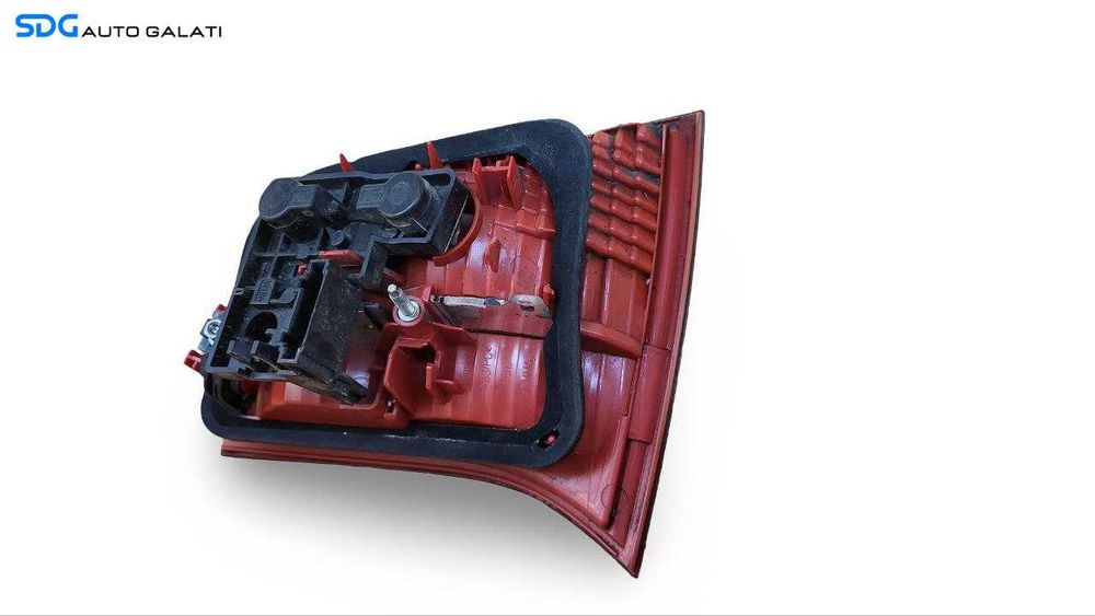 Stop Tripla Lampa Stanga de pe Haion Portbagaj Audi A6 C6 Break Avant 2004 - 2008 Cod 89034310 [A0151]